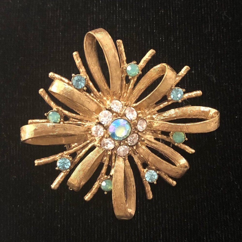 *3 for $20* GOLD Brooch with Bling